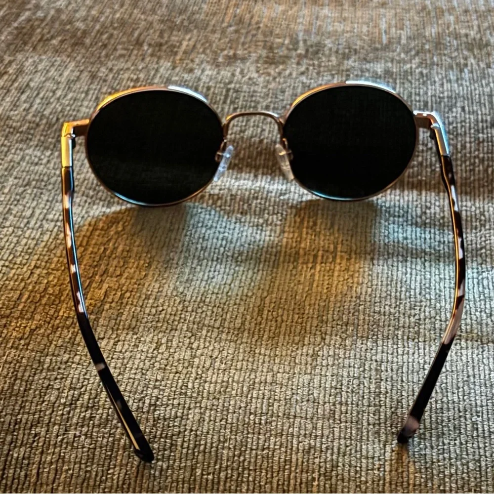 Shinola Women's Sunglasses - Picture 4 of 7